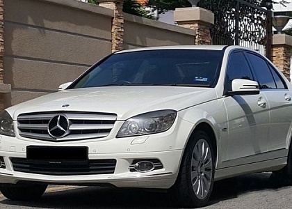 Mercedes-Benz C200